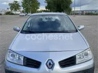 Usado Renault Mégane Business 105 CV (77 kW) 2006 Gris / plata Berlina