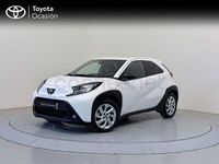Usado Toyota Aygo X Play 72 CV (52 kW) 2025 Blanco SUV