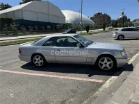 Usado Mercedes E320 220 CV (161 kW) 1992 Gris / plata Coupe