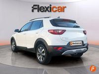 Usado Kia Stonic 120 CV (88 kW) 2022 Blanco SUV