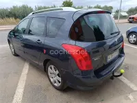 Usado Peugeot 308 SW Active 115 CV (84 kW) 2013 Azul Familiar