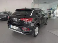 Usado VW T-Roc Life 115 CV (84 kW) 2023 Negro SUV