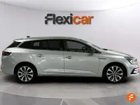 Usado Renault Mégane GrandTour Techno 140 CV (102 kW) 2024 Gris / plata Familiar