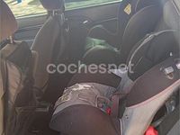 Usado Ford Focus Ghia 100 CV (73 kW) 2003 Gris / plata Familiar