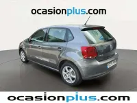 Usado VW Polo Advance 70 CV (51 kW) 2011 Gris Utilitario