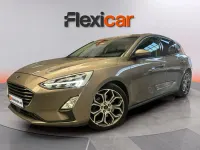 Usado Ford Focus Titanium 150 CV (110 kW) 2018 Marrón Berlina