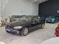 Usado BMW 318 143 CV (105 kW) 2011 Negro Familiar
