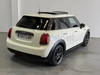 Usado Mini ONE 102 CV (75 kW) 2019 Beige Utilitario