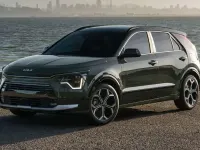 Usado Kia Niro 141 CV (103 kW) 2022 Azul SUV