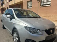 Usado Seat Ibiza Sport 100 CV (73 kW) 2010 Gris / plata Berlina