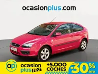 Usado Ford Focus Sport 116 CV (85 kW) 2006 Rojo Utilitario