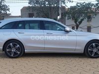 Usado Mercedes C200 160 CV (117 kW) 2020 Gris / plata Familiar
