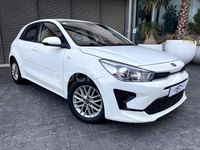 Usado Kia Rio 84 CV (61 kW) 2021 Blanco Berlina