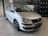 Usado VW Touran Edition 140 CV (102 kW) 2008 Gris / plata Monovolumen