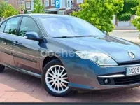 Usado Renault Laguna III Expression 130 CV (95 kW) 2009 Gris / plata Berlina