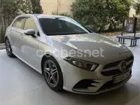 Usado Mercedes A180 122 CV (89 kW) 2019 Gris / plata Berlina