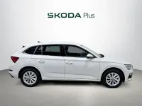 Usado Skoda Scala Ambition 116 CV (85 kW) 2025 Blanco Utilitario