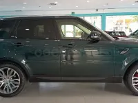 Usado Land Rover Range Rover HSE Dynamic 510 CV (375 kW) 2015 Verde SUV