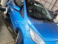 Usado Ford Ka Individual 75 CV (55 kW) 2010 Azul Utilitario