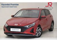 Usado Hyundai i20 84 CV (61 kW) 2024 Rojo Utilitario