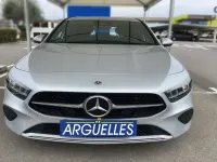 Usado Mercedes A200 163 CV (119 kW) 2023 Plateado Utilitario