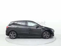 Usado Mercedes B200 150 CV (110 kW) 2024 Negro Monovolumen