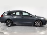 Usado Hyundai i30 100 CV (73 kW) 2024 Verde Familiar