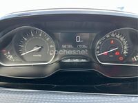 Usado Peugeot 208 Style 82 CV (60 kW) 2017 Blanco Utilitario