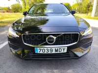 Usado Volvo V60 197 CV (144 kW) 2023 Negro Familiar