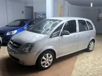 Usado Opel Meriva Enjoy 100 CV (73 kW) 2006 Gris / plata Monovolumen