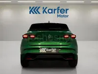 Usado Renault Clio V Evolution 160 CV (117 kW) 2026 Verde Berlina