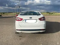 Usado Ford Mondeo Titanium 150 CV (110 kW) 2015 Blanco Berlina
