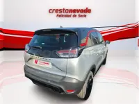 Usado Opel Crossland 110 CV (80 kW) 2023 Gris / plata SUV