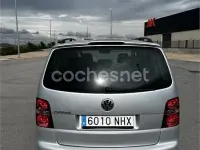 Usado VW Touran Highline 140 CV (102 kW) 2007 Gris / plata Monovolumen