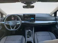 Usado VW Golf VIII 116 CV (85 kW) 2025 Gris Utilitario