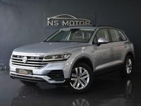 Usado VW Touareg Pure 231 CV (169 kW) 2018 Gris / plata SUV