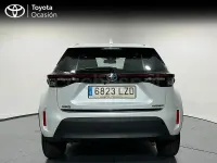 Usado Toyota Yaris Cross Active 116 CV (85 kW) 2022 Blanco SUV