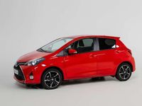 Usado Toyota Yaris Active 99 CV (72 kW) 2016 Rojo Utilitario
