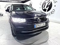 Usado VW Tiguan Life 150 CV (110 kW) 2021 Negro SUV