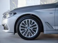Usado BMW 520 Luxury Line 190 CV (139 kW) 2017 Gris / plata Familiar