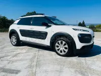 Usado Citroën C4 Live 100 CV (73 kW) 2016 Blanco Berlina