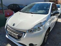 Usado Peugeot 208 Access 82 CV (60 kW) 2013 Blanco Utilitario