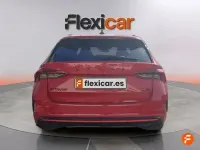 Usado Skoda Octavia RS 245 CV (180 kW) 2024 Rojo Familiar