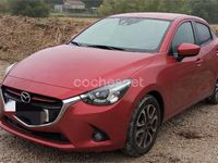 Usado Mazda 2 Luxury 90 CV (66 kW) 2016 Rojo Berlina