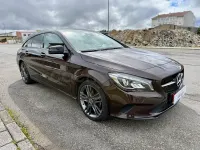 Usado Mercedes CLA180 Shooting Brake 122 CV (89 kW) 2018 Marrón Familiar