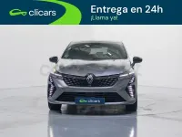 Usado Renault Clio V Techno 143 CV (105 kW) 2024 Gris / plata Berlina