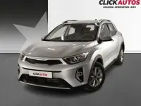 Usado Kia Stonic Active 79 CV (58 kW) 2025 Plateado SUV