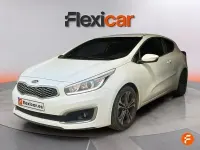 Usado Kia Ceed 100 CV (73 kW) 2018 Blanco Utilitario