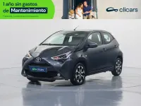Usado Toyota Aygo X-play 72 CV (52 kW) 2021 Negro Utilitario