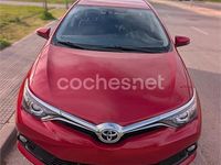 Usado Toyota Auris Active 116 CV (85 kW) 2016 Rojo Berlina